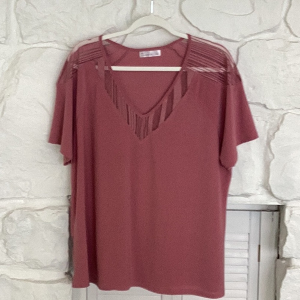 Deep Rose V Neck lace insert stretchy short sleeve top by 89th 7 Madison